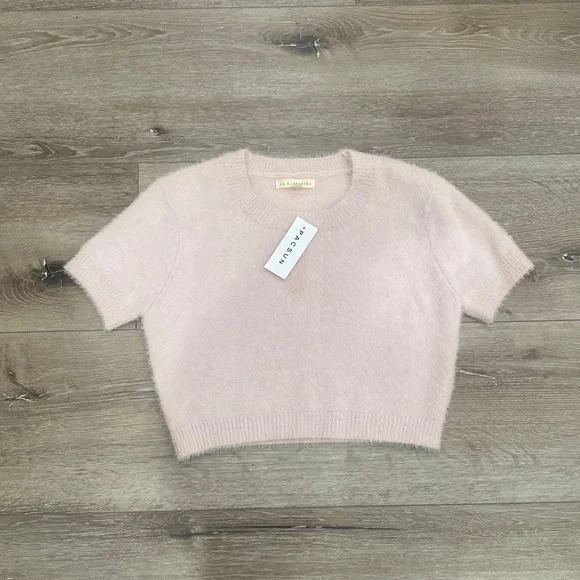 NWT PACSUN women’s light pink cashmere crop top! - Picture 1 of 4